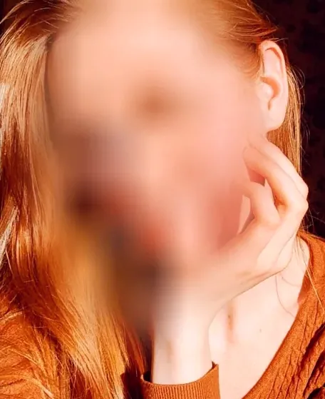 Astrid, 29