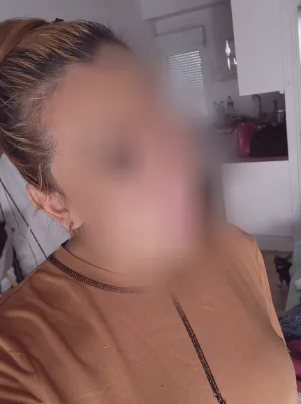 Astrid, 36