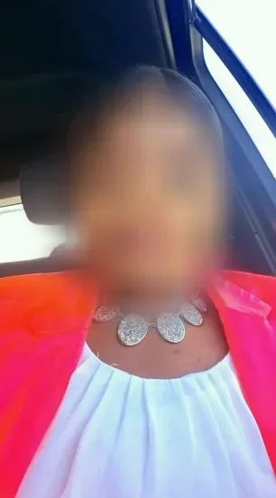 Celina, 40
