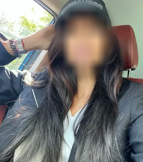 Isabella, 40