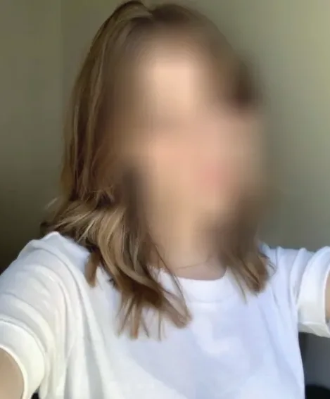 Mette, 28