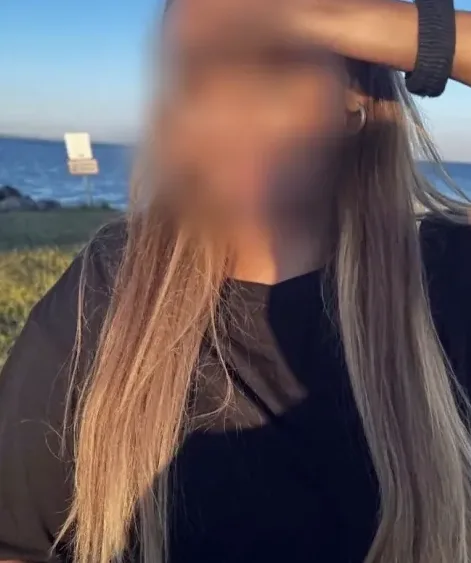 Sanne, 20