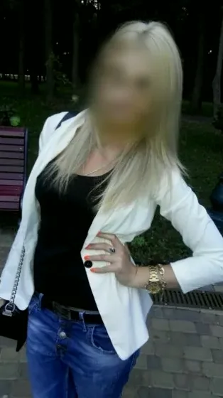 Victoria, 35